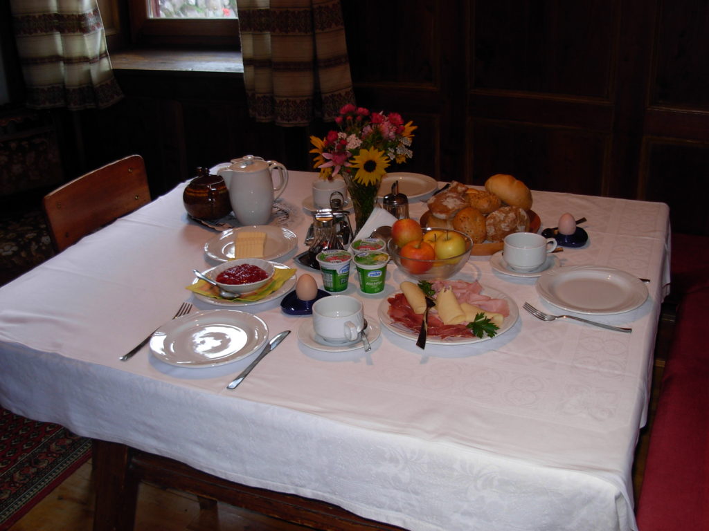 Frühstück in der Bauernstube